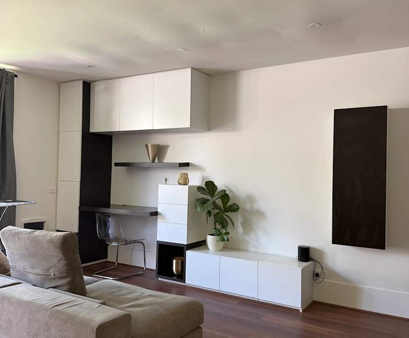 Unfurnished room in a share house