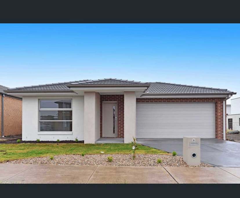 propertyImage