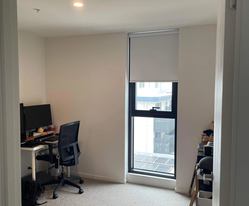 Unfurnished room in a flatshare