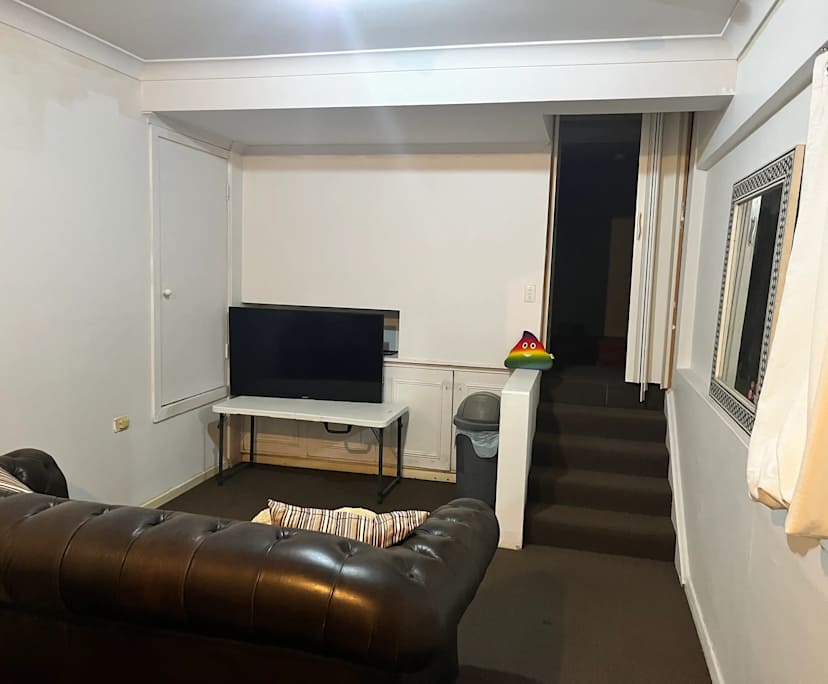 $400, Share-house, 3 bathrooms, Saint Lucia QLD 4067