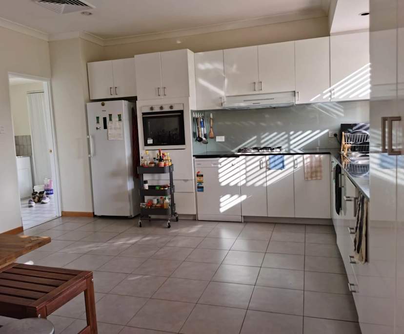 Unfurnished room in a share house