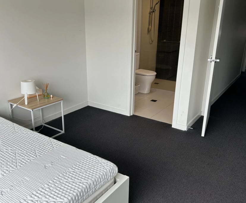$455, Share-house, 3 bathrooms, Camberwell VIC 3124