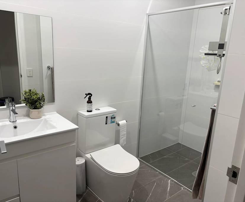 $380, Student-accommodation, 2 bathrooms, Gosford NSW 2250