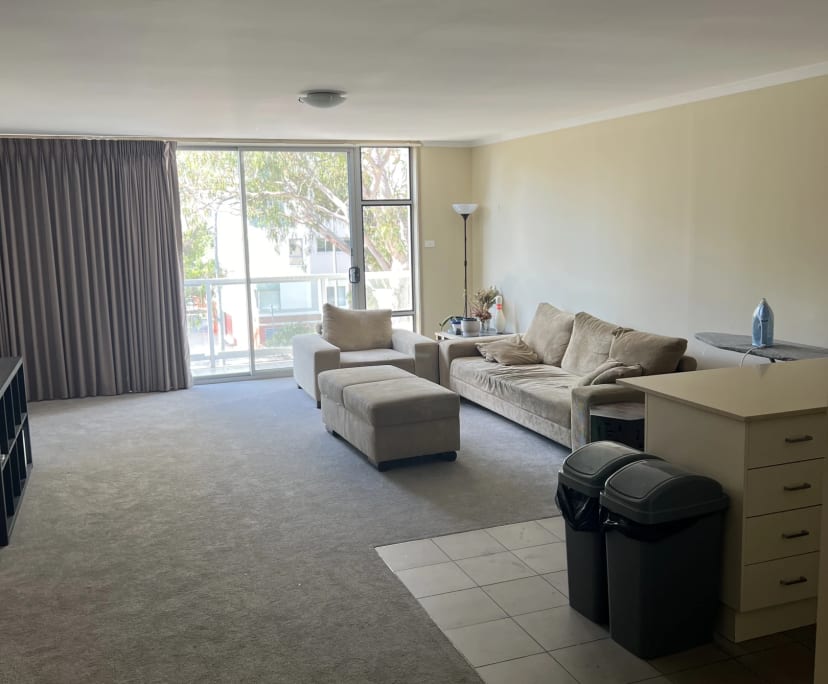 Unfurnished room in a flatshare