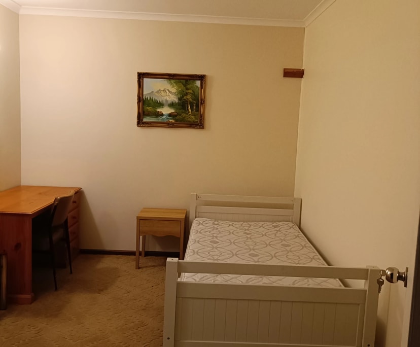 $185, Share-house, 5 bathrooms, Kingsbury VIC 3083