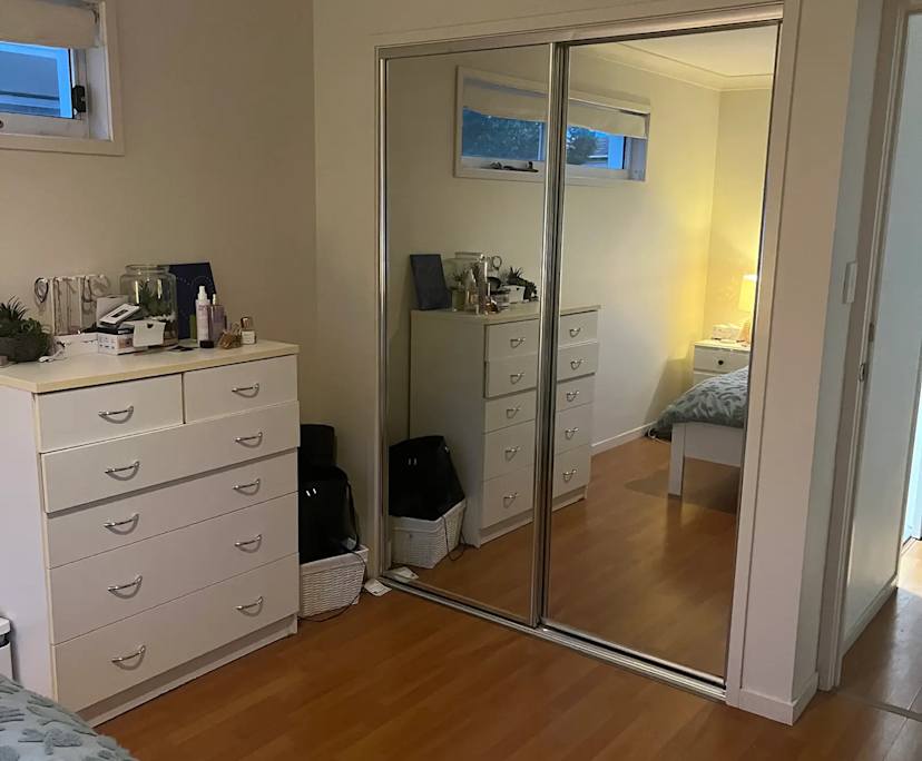 Unfurnished room in a flatshare