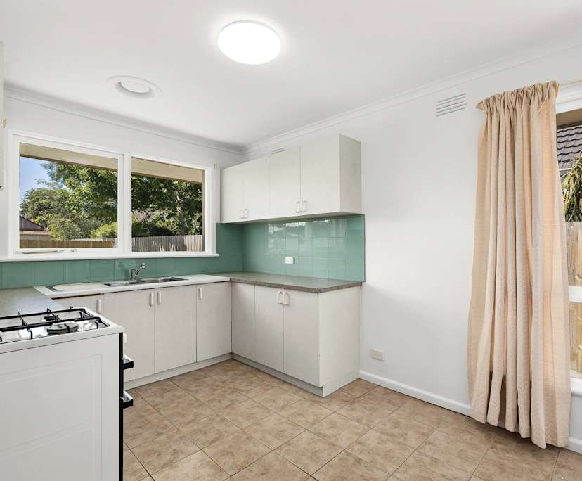 $550, Whole-property, 3 bathrooms, Pascoe Vale South VIC 3044