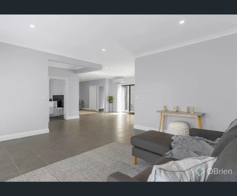 propertyImage