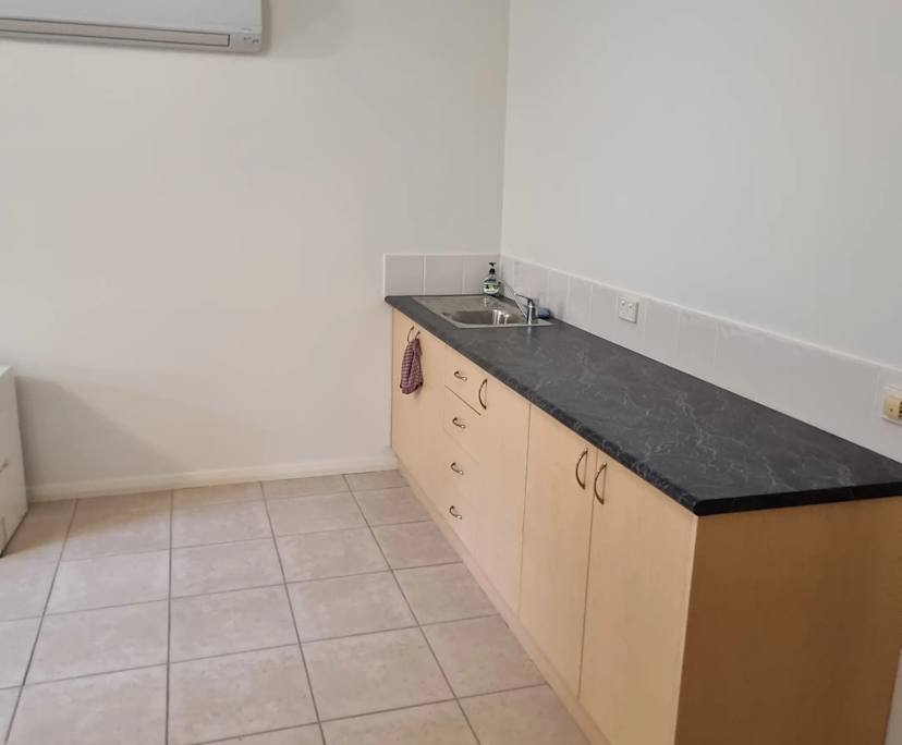 $250, Share-house, 4 bathrooms, Corlette NSW 2315