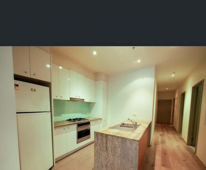 $335, Flatshare, 2 bathrooms, Melbourne VIC 3000