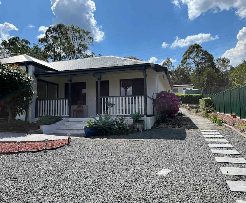 $550, Granny-flat, 1 bathroom, MacKenzie QLD 4156