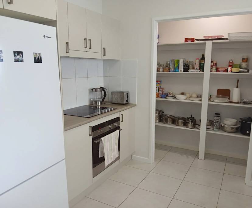 $280, Share-house, 3 bathrooms, Trinity Beach QLD 4879