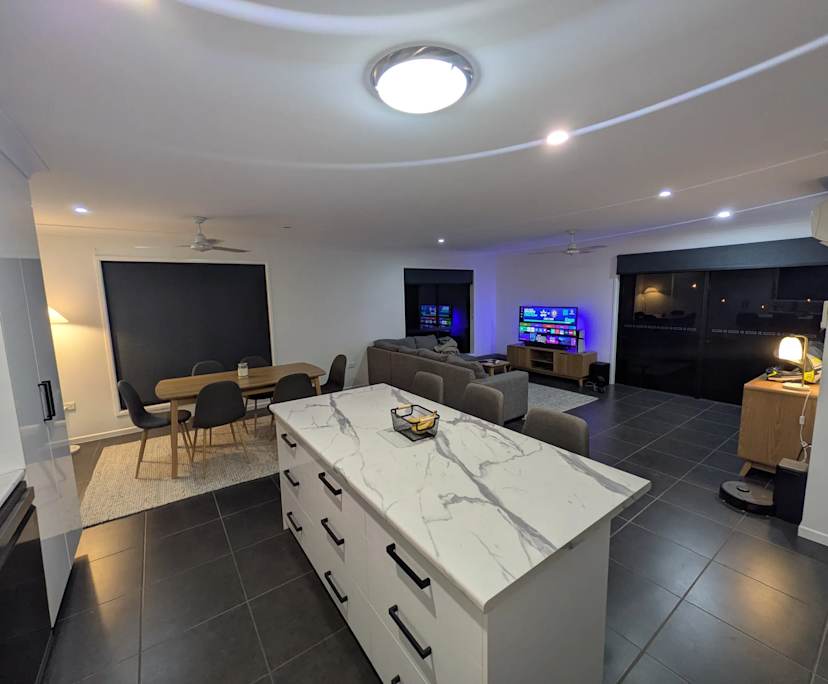 Furnished room with own bathroom