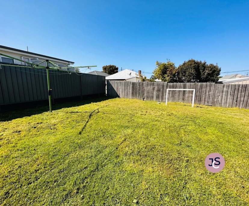 $300, Share-house, 2 bathrooms, Georgetown NSW 2298