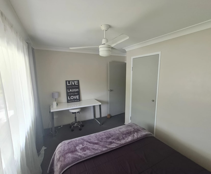 Furnished room in a share house