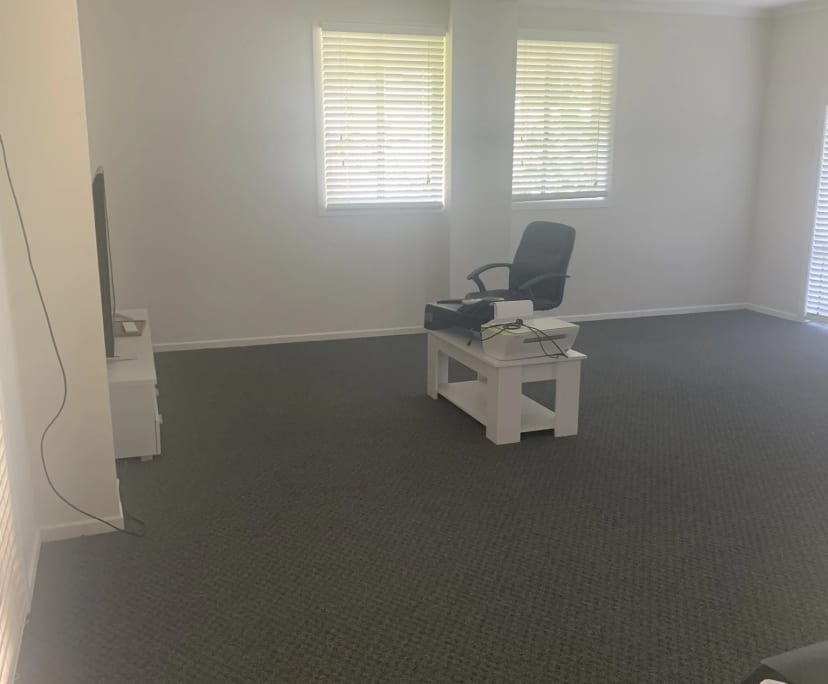 2 Rooms for Rent in Ningi, Brisbane 250270, Furn...
