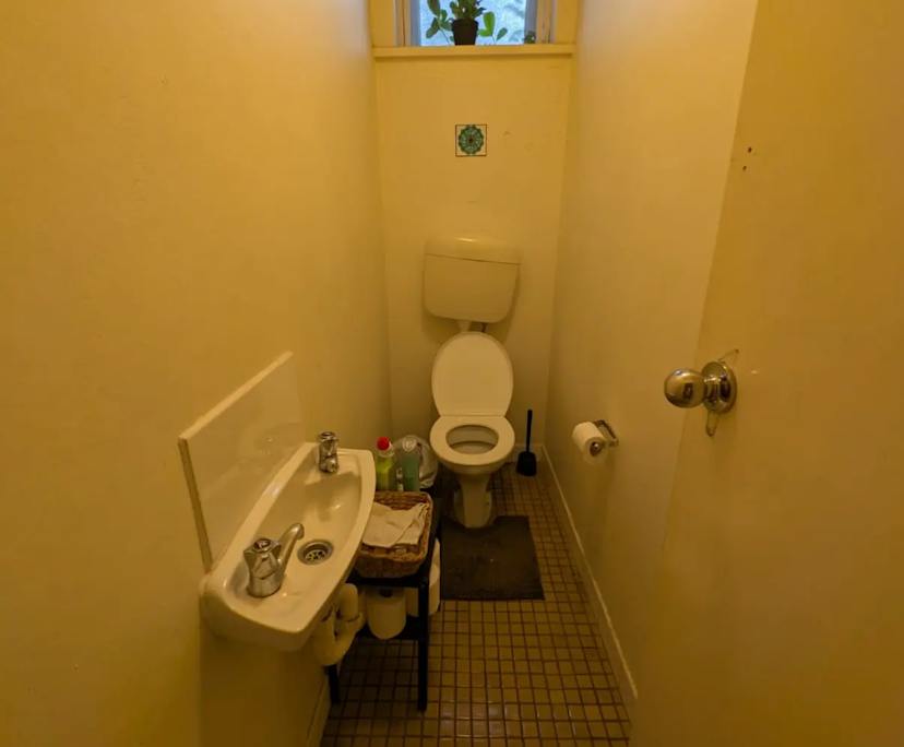 $233, Flatshare, 3 bathrooms, Malvern East VIC 3145