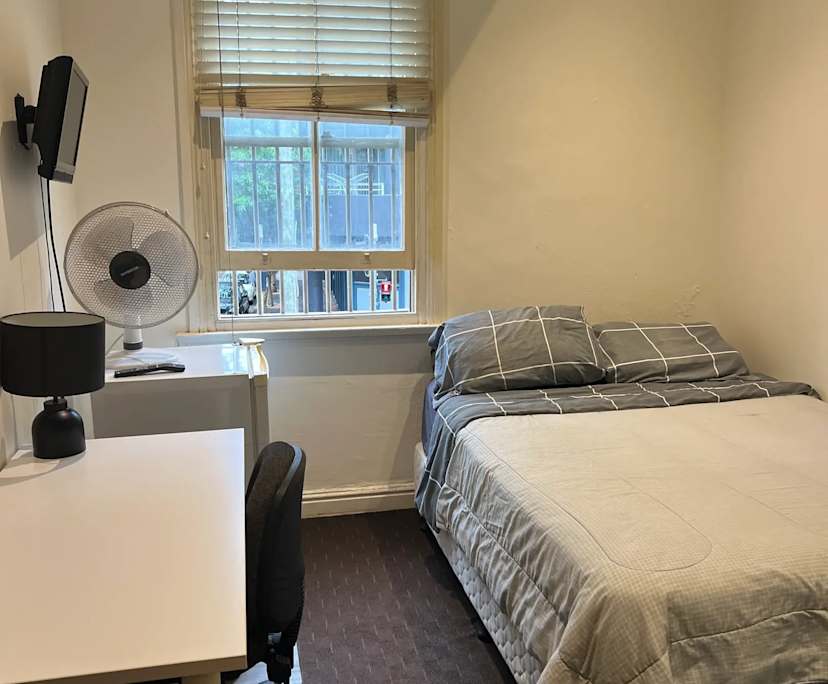 Furnished room in a share house