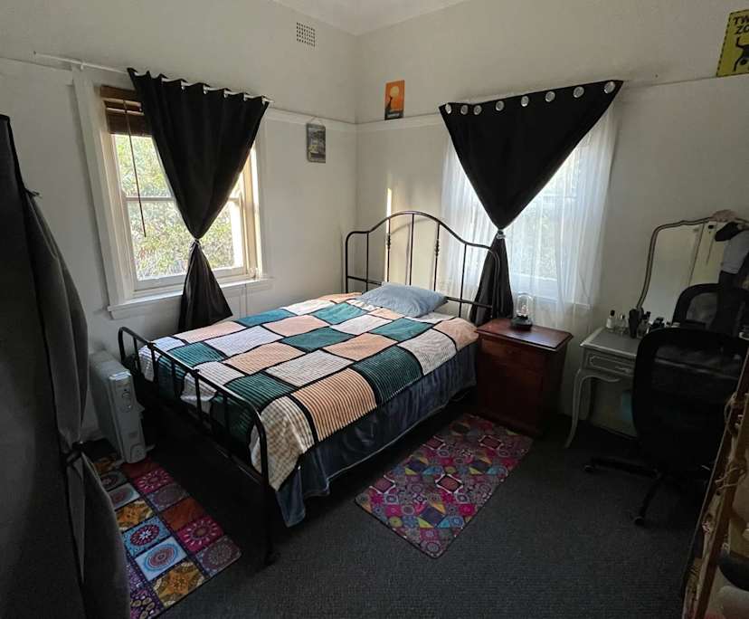Furnished room in a share house