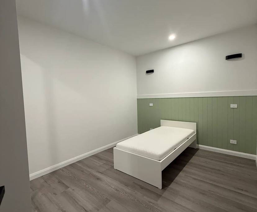 Furnished room with own bathroom