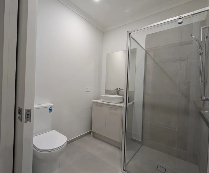 $230-280, Share-house, 3 rooms, Rockbank VIC 3335, Rockbank VIC 3335