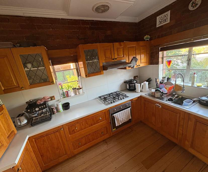 $290, Share-house, 2 bathrooms, Burwood VIC 3125