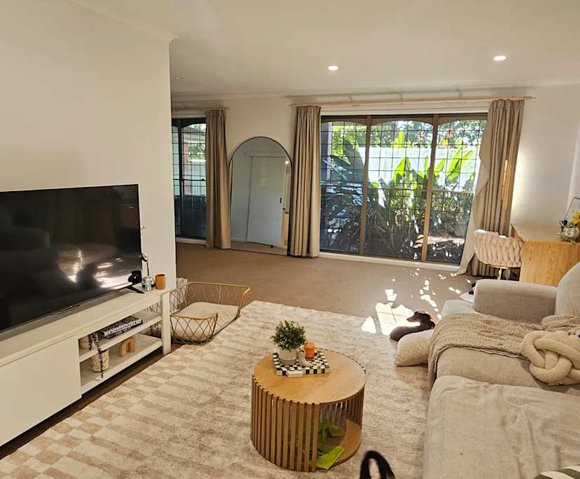 Unfurnished room in a share house