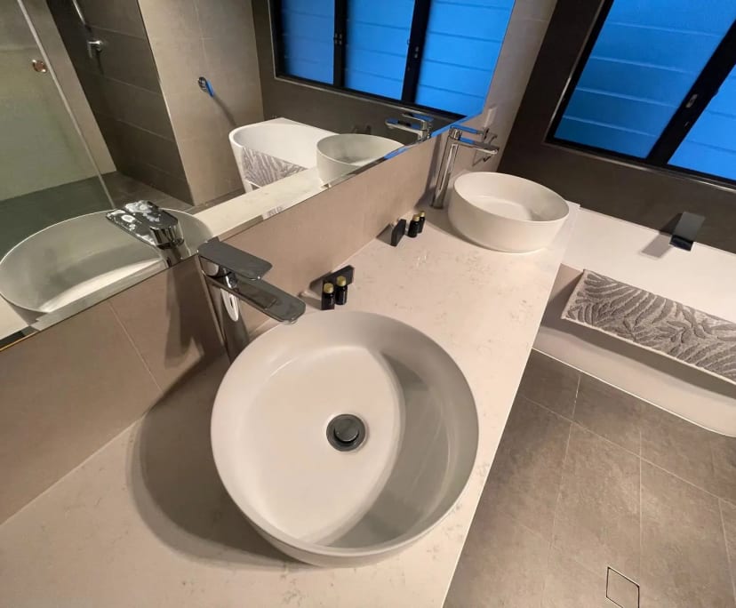 $600, Share-house, 5 bathrooms, Mermaid Waters QLD 4218