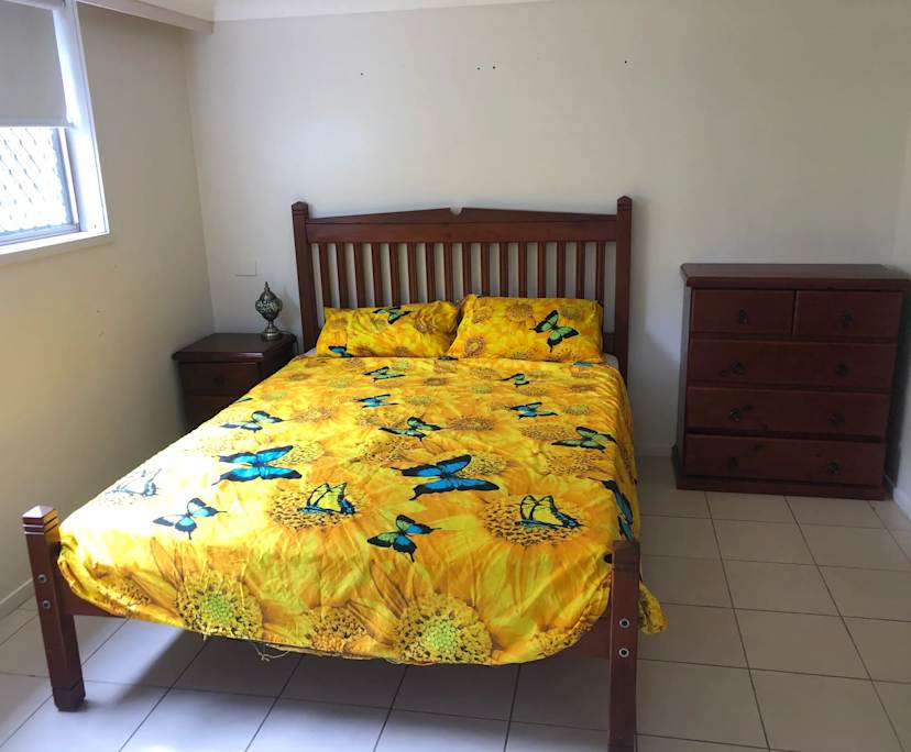 $325, Share-house, 4 bathrooms, Biggera Waters QLD 4216