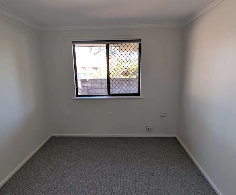 $800, Whole-property, 3 bathrooms, Hamilton Hill WA 6163