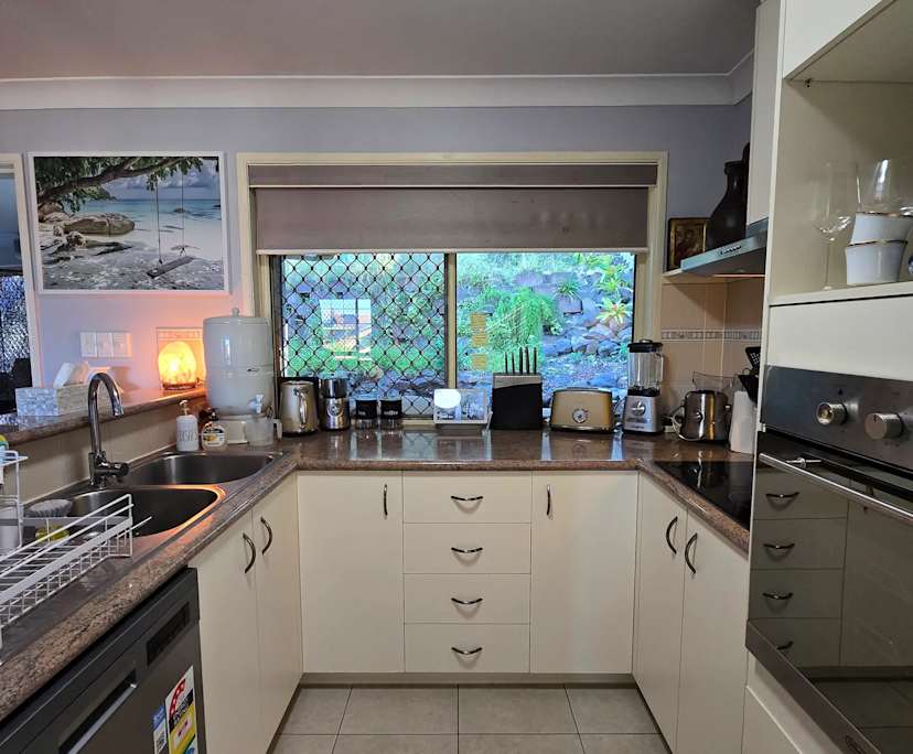 $450-500, Student-accommodation, 3 rooms, Helensvale QLD 4212, Helensvale QLD 4212