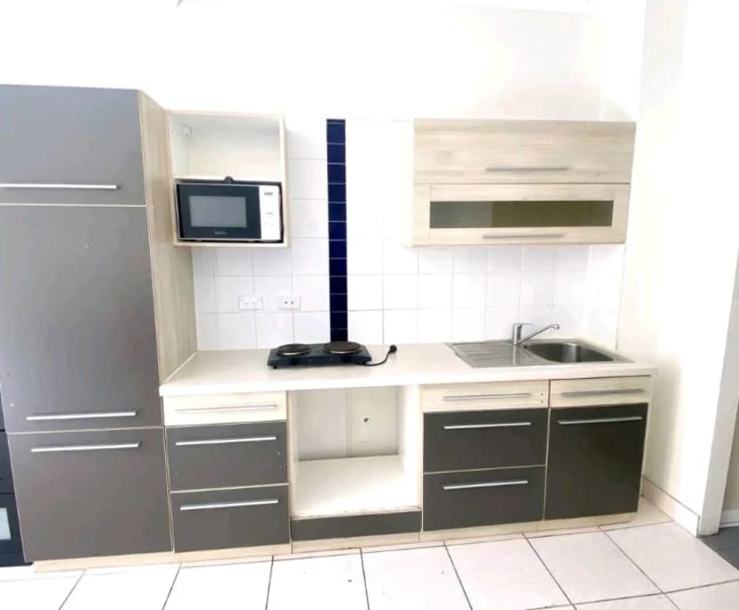 Furnished room studio flat for rent