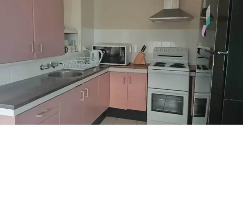 Room in a share house