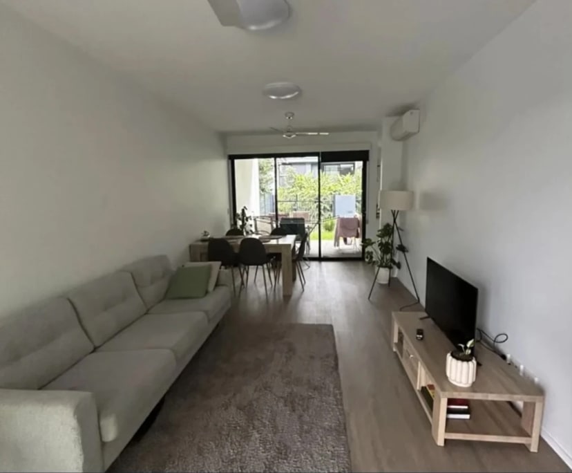 Room with ensuite in a flatshare