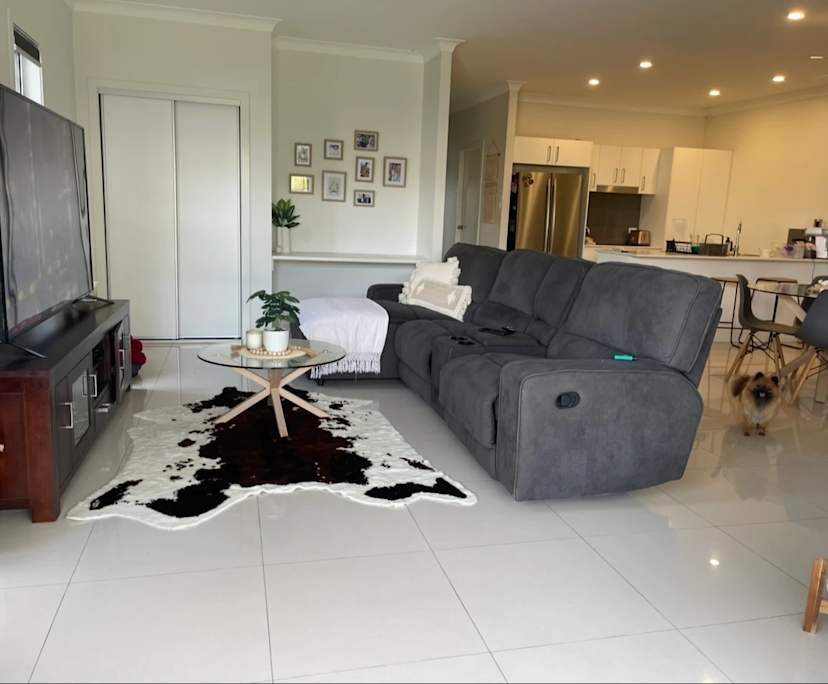 Unfurnished room with own bathroom