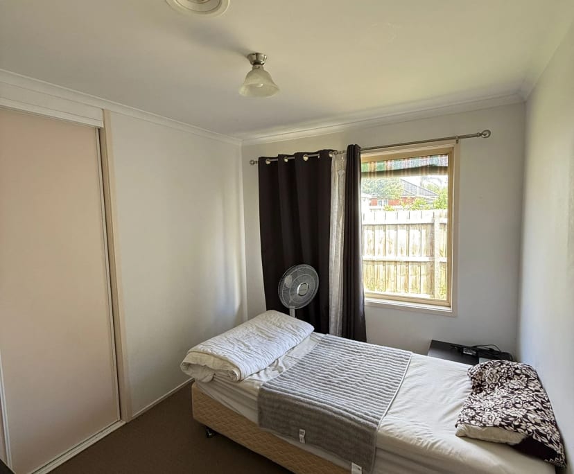 Room in a share house