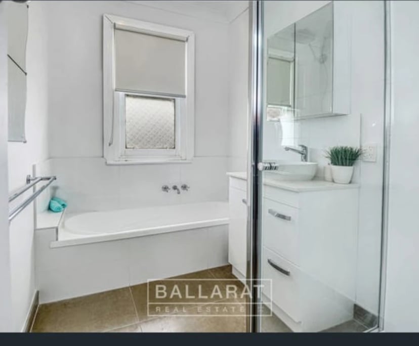 Room for Rent in Ballarat Central, VIC 222, Unfur...