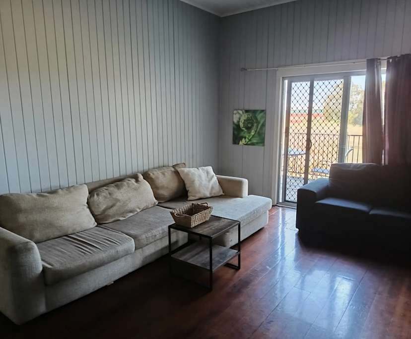 $250, Share-house, 3 bathrooms, Gilberton QLD 4208