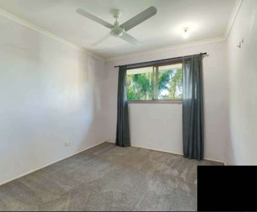 Unfurnished room in a share house