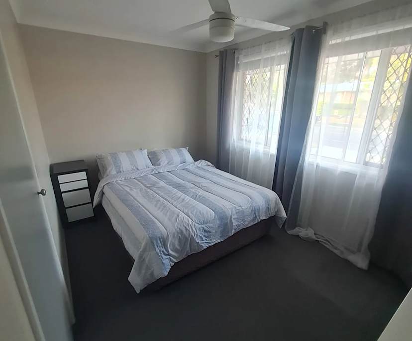 Furnished room in a share house