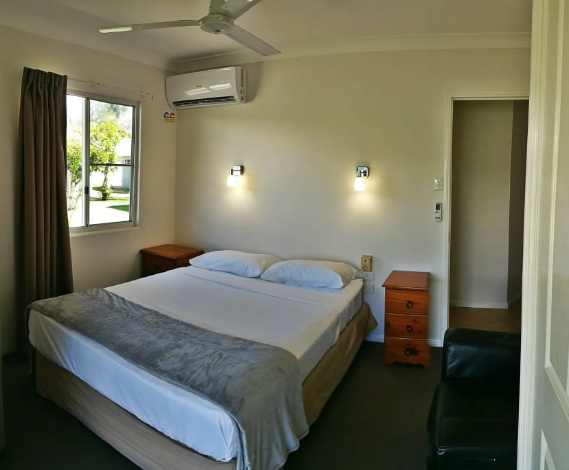 Whole property with 2 rooms for rent