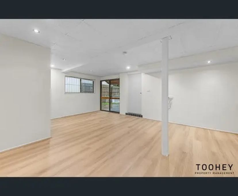 Unfurnished room with own bathroom