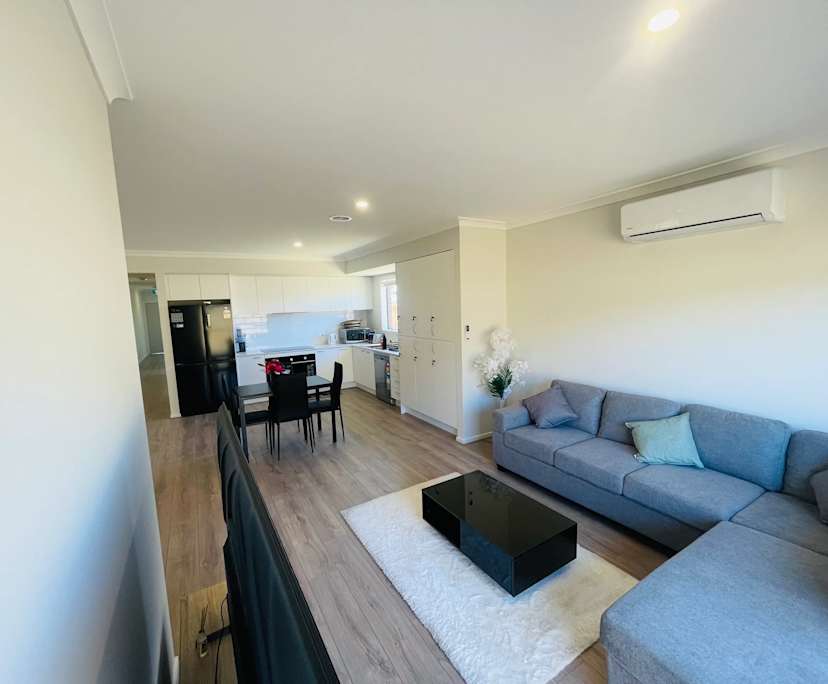 $280, Share-house, 5 bathrooms, Lara VIC 3212
