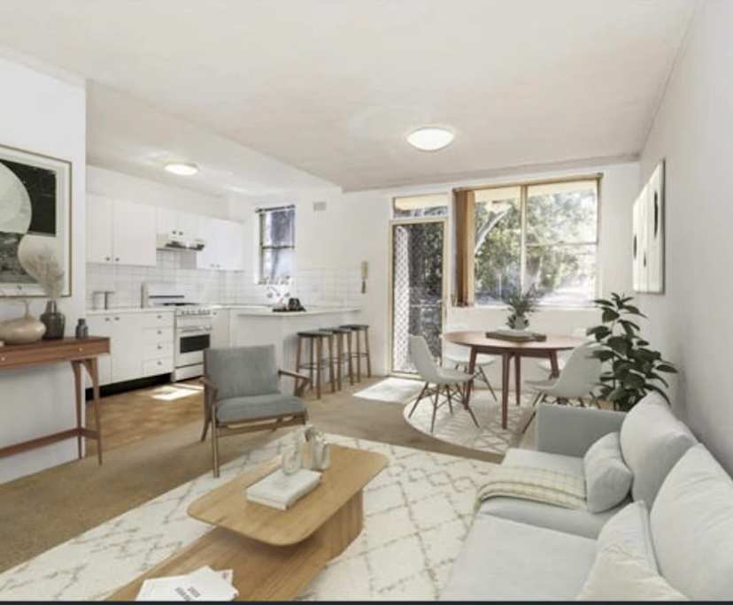 Unfurnished room in a flatshare