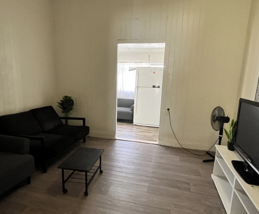 Room for Rent in Highgate Hill, Brisbane 250, Fur...