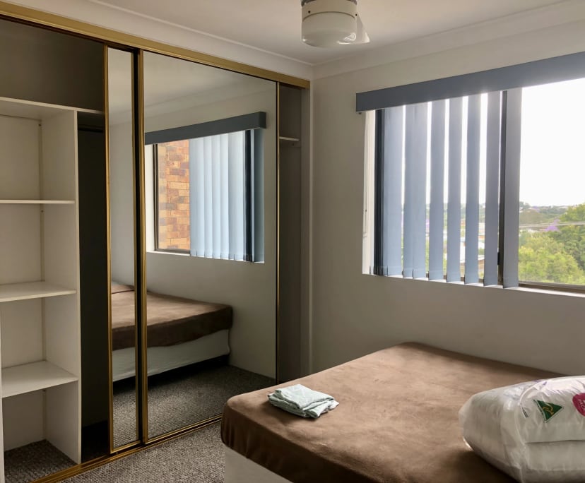 $350, Flatshare, 2 bathrooms, Coorparoo QLD 4151