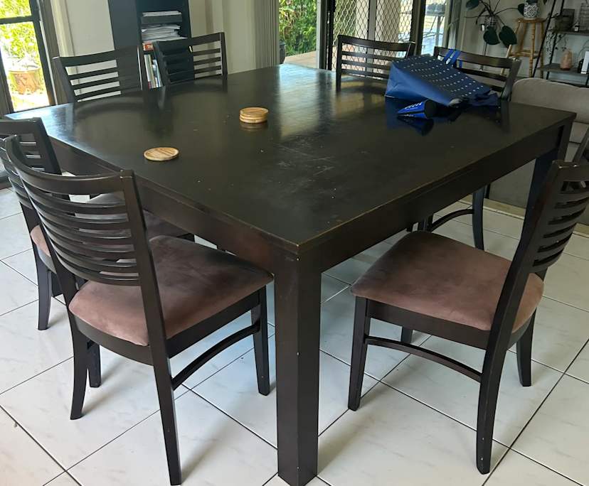 $350, Share-house, 4 bathrooms, Broadbeach Waters QLD 4218