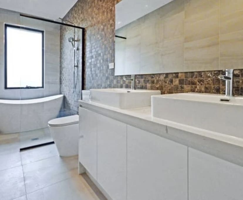 Unfurnished room with own bathroom