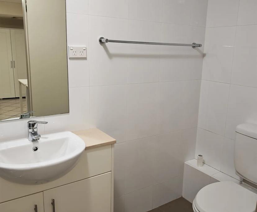 $450, Flatshare, 2 bathrooms, Rodd Point NSW 2046