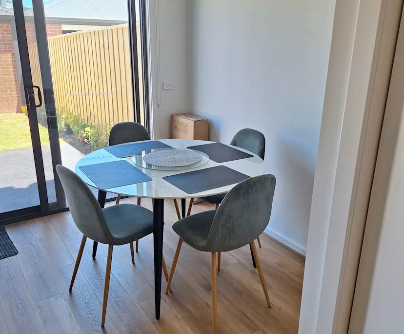 $140, Share-house, 2 rooms, Wyndham Vale VIC 3024, Wyndham Vale VIC 3024